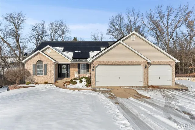 $415,000 | 406 Emma Lane, Union, MO 63084