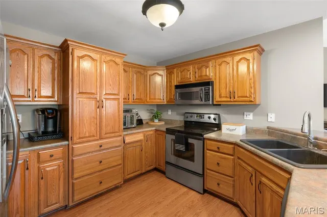 $415,000 | 406 Emma Lane, Union, MO 63084