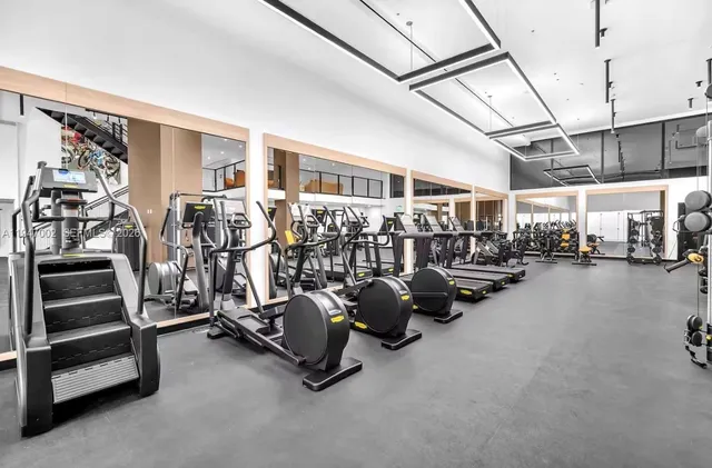 $570,000 | 225 North Miami Avenue, Unit 1102, Miami, FL 33128