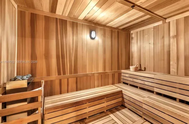 $570,000 | 225 North Miami Avenue, Unit 1102, Miami, FL 33128