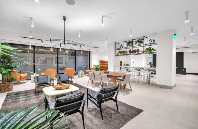 $570,000 | 225 North Miami Avenue, Unit 1102, Miami, FL 33128