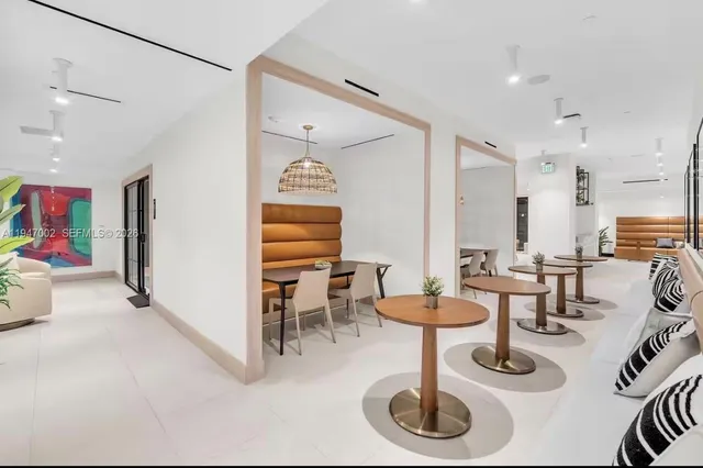 $570,000 | 225 North Miami Avenue, Unit 1102, Miami, FL 33128