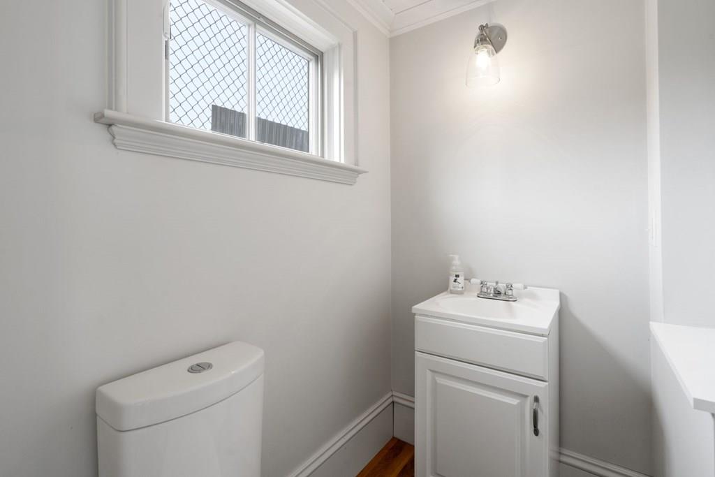 83 School Street Somerville, MA 02143 - Photo 6 of 14