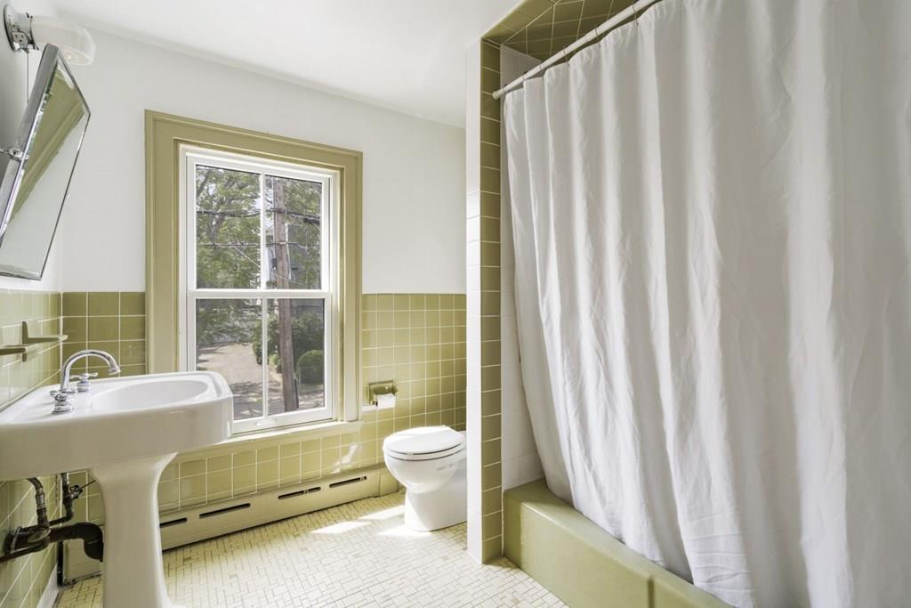 83 School Street Somerville, MA 02143 - Photo 10 of 14