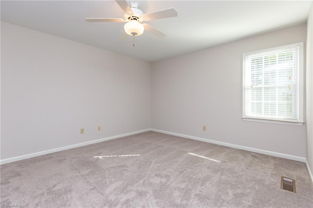 115 Pebble Rdg Lane Winston-Salem, NC 27104 - Photo 17 of 21 Gallery Image 17