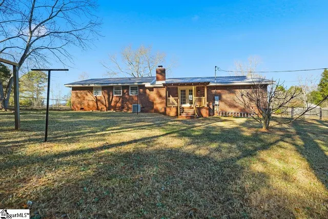 $239,900 | 144 Cloverhill Drive, Anderson, SC 29624