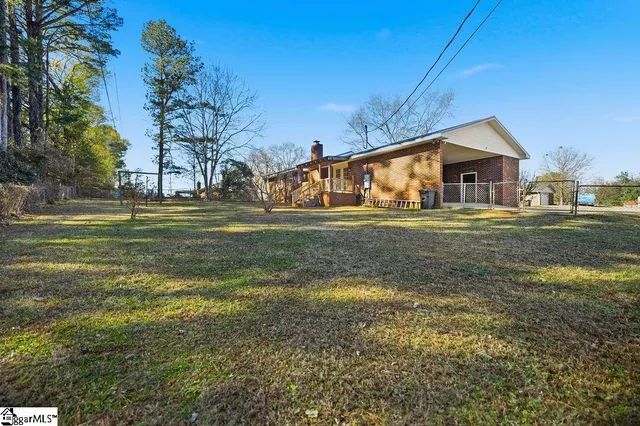 $239,900 | 144 Cloverhill Drive, Anderson, SC 29624