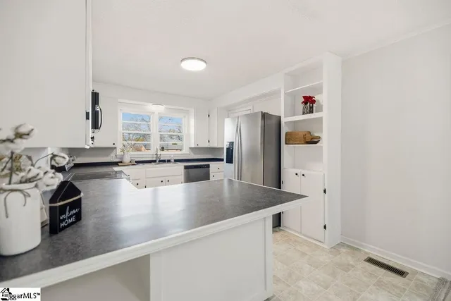 $239,900 | 144 Cloverhill Drive, Anderson, SC 29624