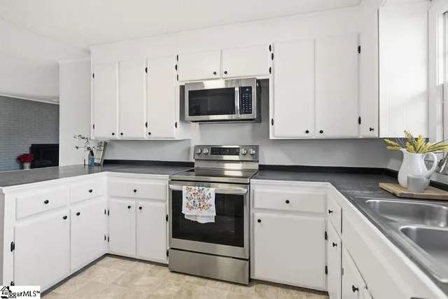 $239,900 | 144 Cloverhill Drive, Anderson, SC 29624