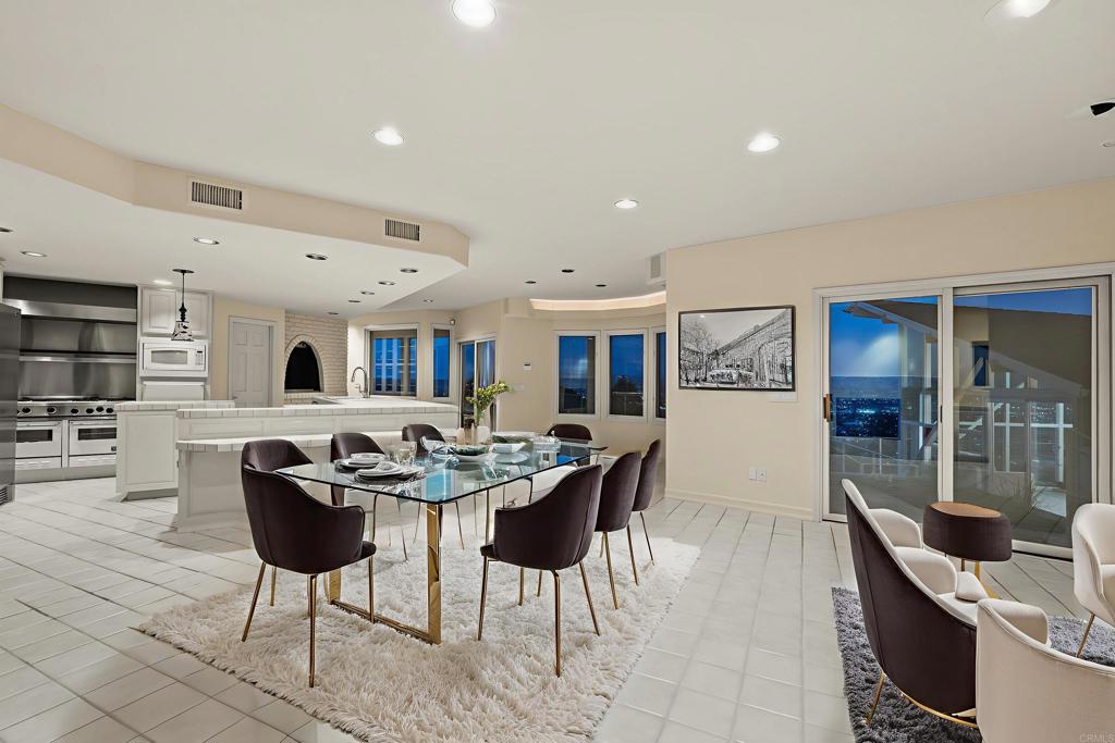 10595 Russell Road La Mesa, CA 91941 - Photo 14 of 44
