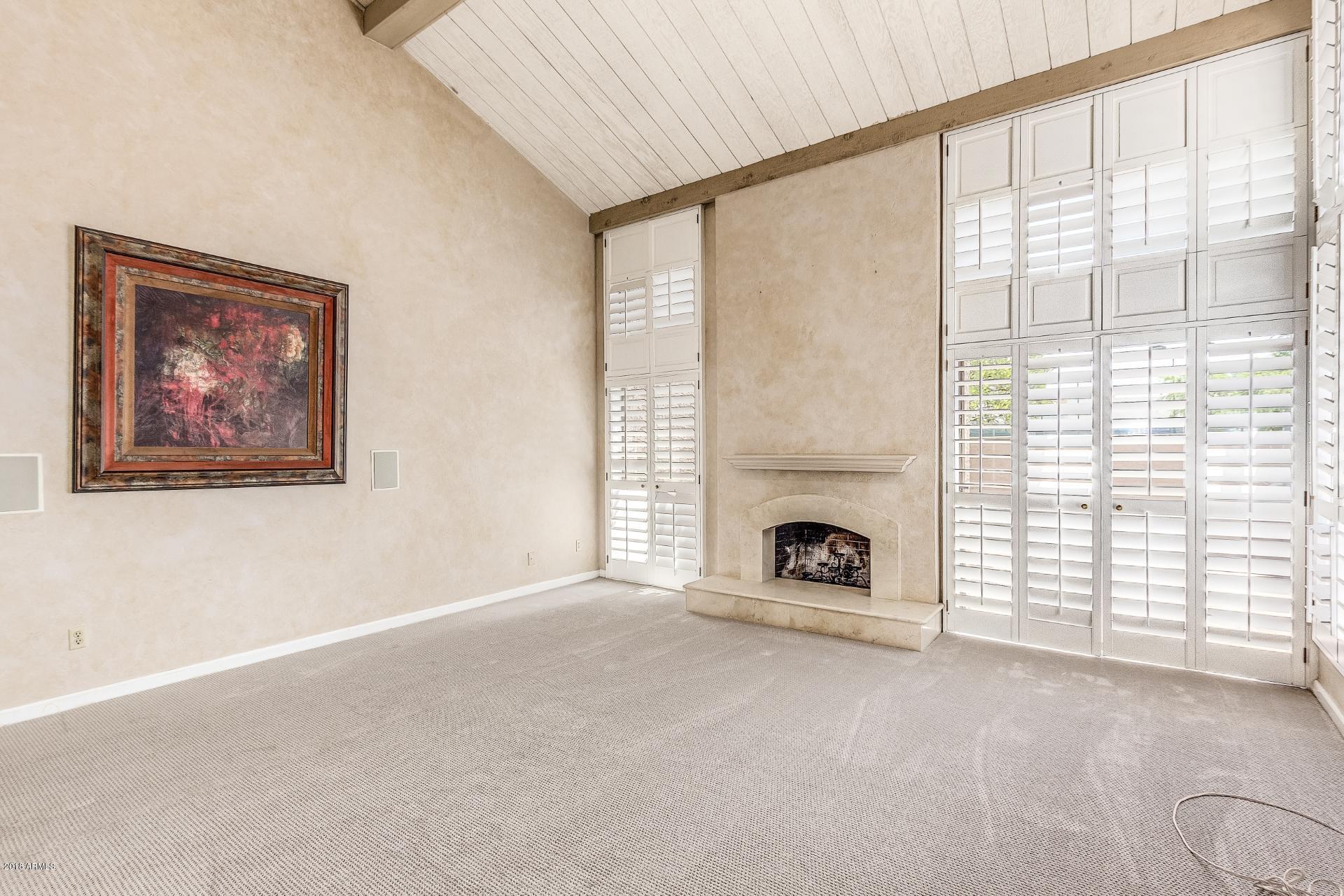 4446 East Camelback Road, Unit 114 Phoenix, AZ 85018 - Photo 13 of 61 Living Room