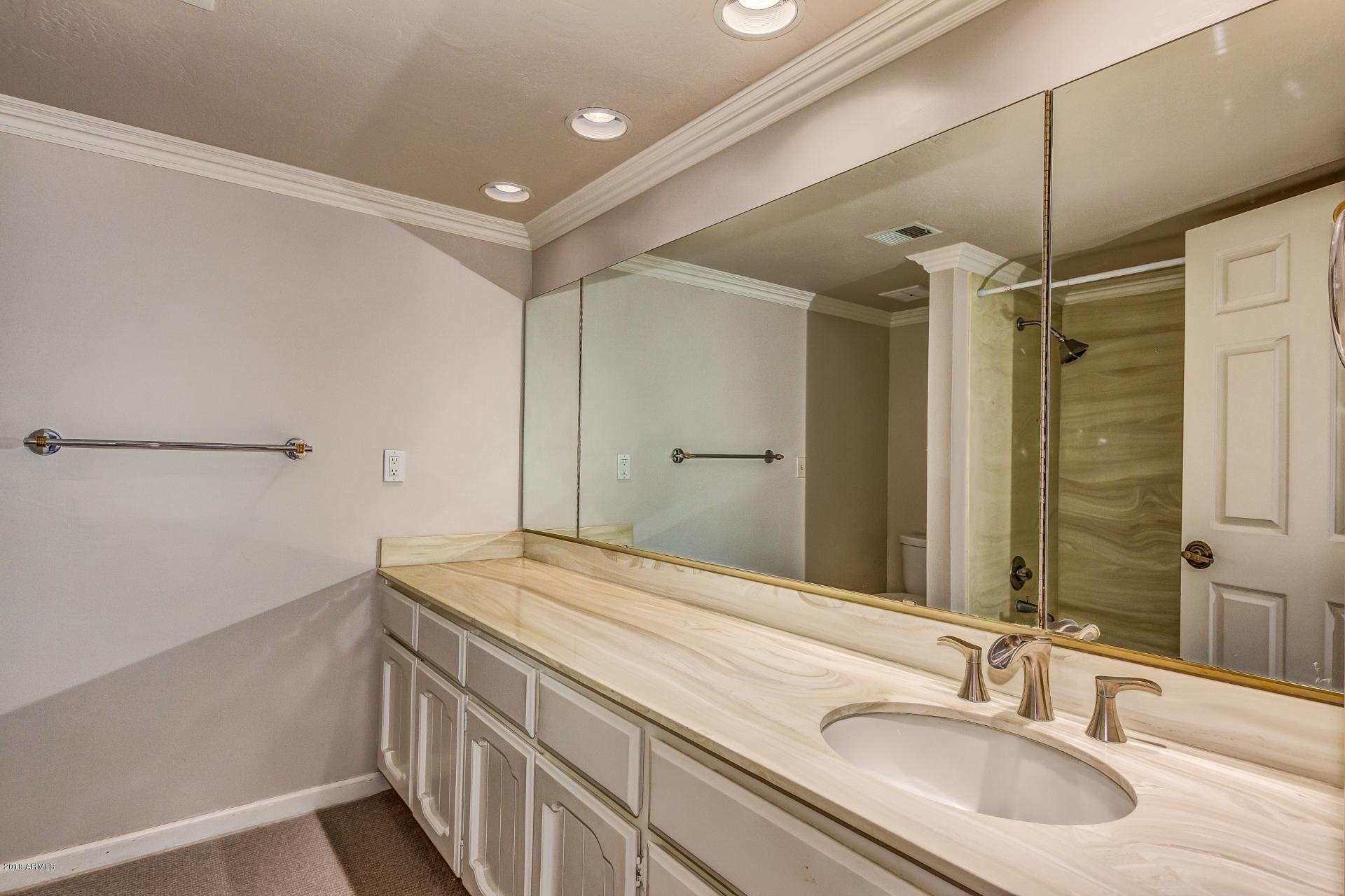 4446 East Camelback Road, Unit 114 Phoenix, AZ 85018 - Photo 31 of 61 Hall Bathroom