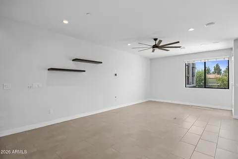 $829,000 | 3233 North 70th Street, Unit 1023, Scottsdale, AZ 85251