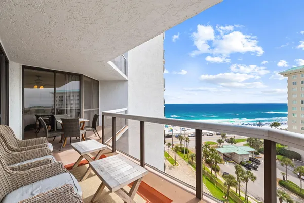 $595,000 | 1096 Scenic Gulf Drive, Unit 706, Miramar Beach, FL 32550