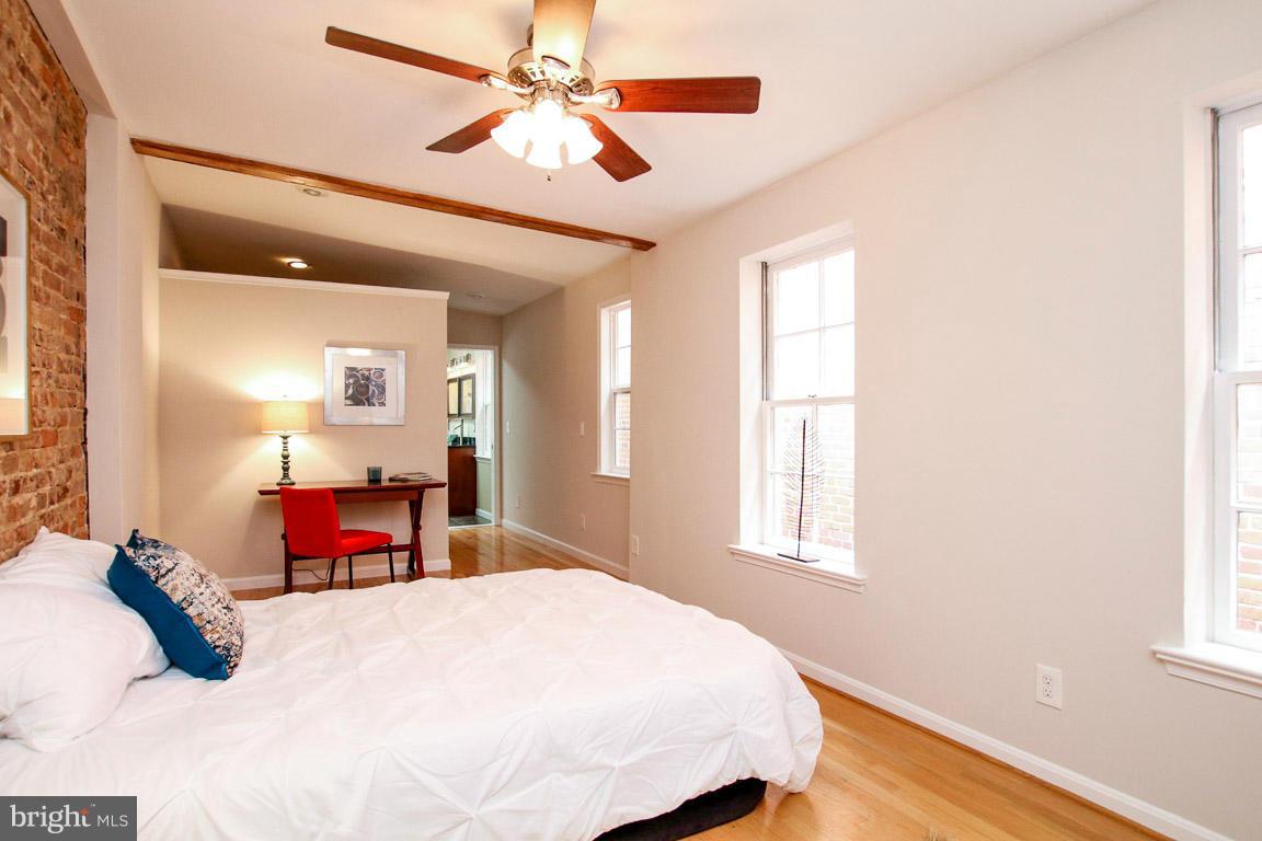 1119 Riverside Avenue Baltimore, MD 21230 - Photo 17 of 29 Bedroom (Master)