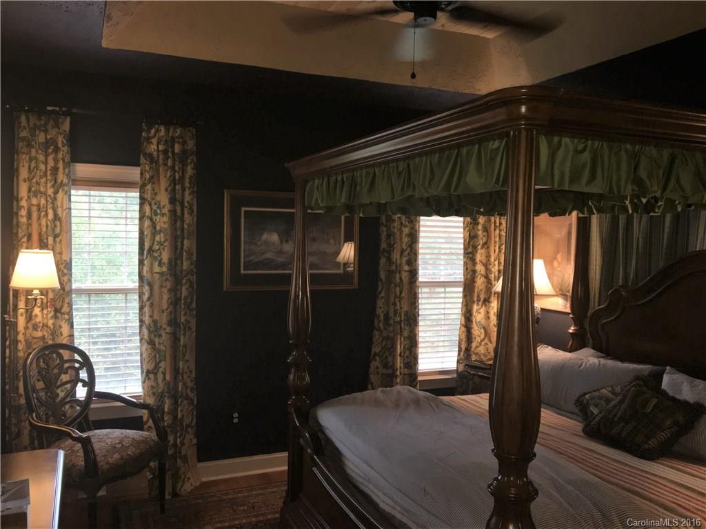 646 High Quarry Road, Unit 646 Hendersonville, NC 28791 - Photo 13 of 24 Gallery Image 13