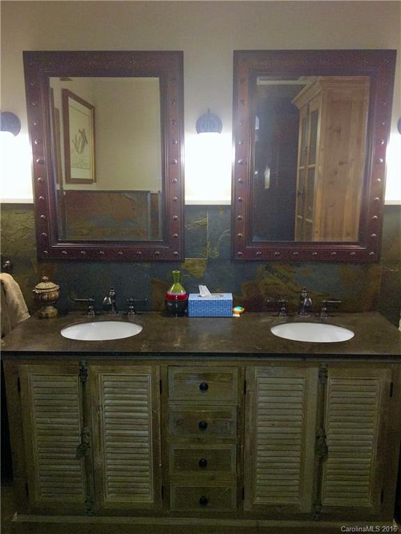 646 High Quarry Road, Unit 646 Hendersonville, NC 28791 - Photo 16 of 24 Gallery Image 16