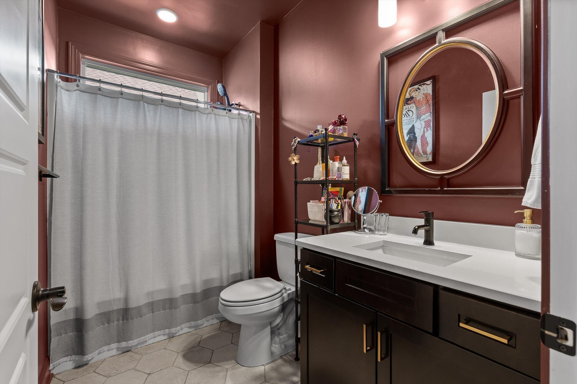 1531 Bowtie Road Chattanooga, TN 37421 - Photo 34 of 53 Full Bath Upstairs