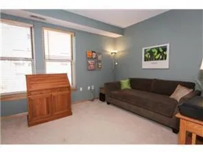 $2,400 | 575 North 1st Street, Unit 301, Minneapolis, MN 55401