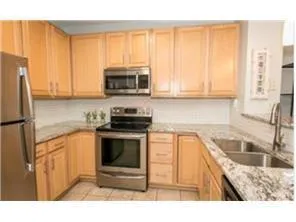 $2,400 | 575 North 1st Street, Unit 301, Minneapolis, MN 55401