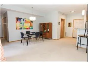 $2,400 | 575 North 1st Street, Unit 301, Minneapolis, MN 55401