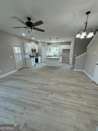 $249,900 | 240 Beau Claire Circle, Byron, GA 31008