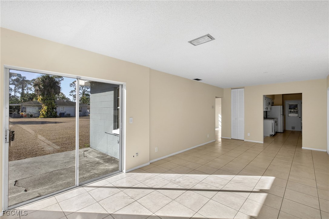 106 Stetson Street Lehigh Acres, FL 33936 - Photo 19 of 32