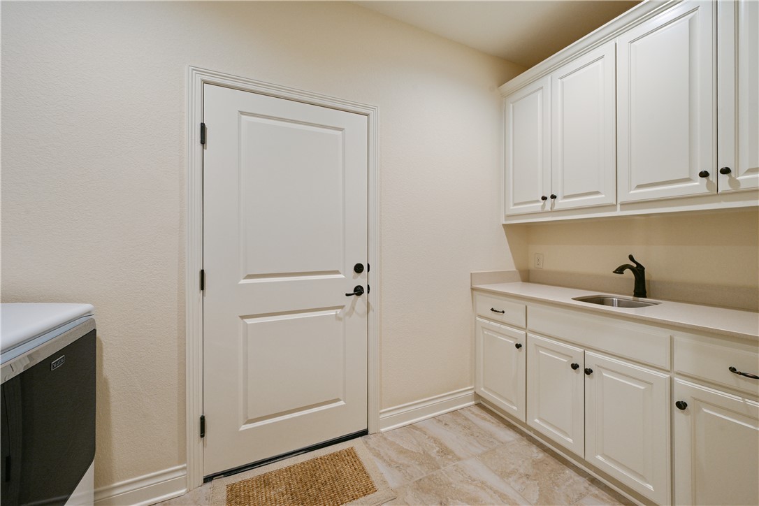 3201 Old Spring Way Bryan, TX 77808 - Photo 11 of 31 Gallery Image 11