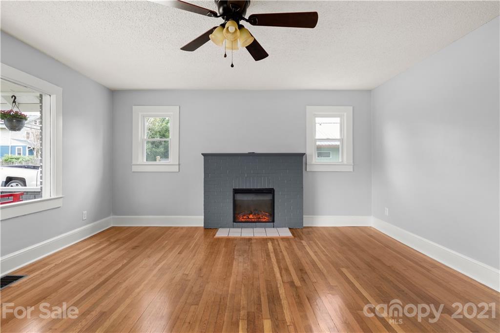 76 Brevard Road Asheville, NC 28806 - Photo 3 of 16 Gallery Image 3