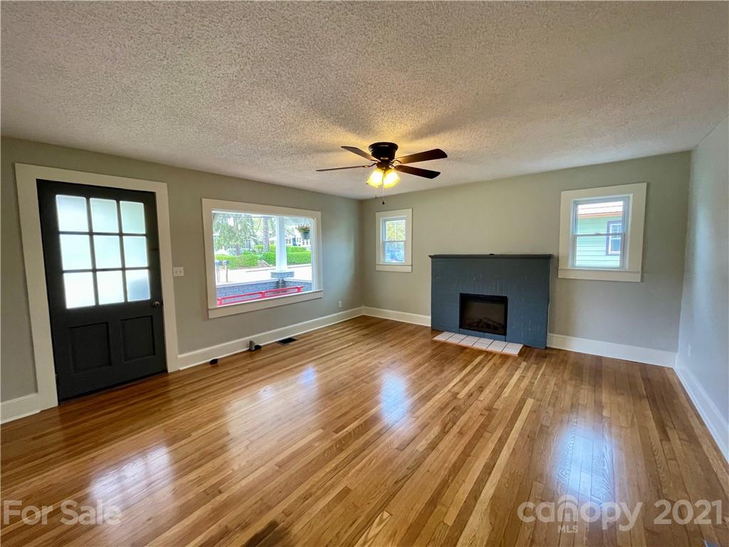 76 Brevard Road Asheville, NC 28806 - Photo 4 of 16 Gallery Image 4