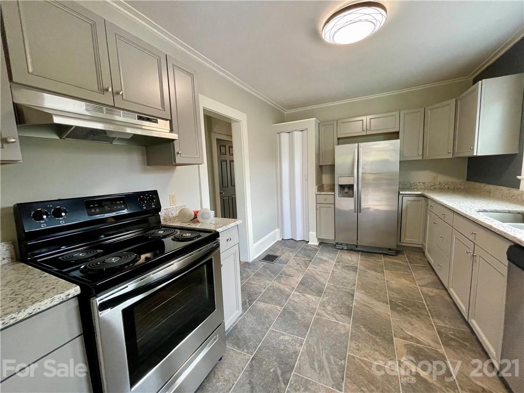 76 Brevard Road Asheville, NC 28806 - Photo 6 of 16 Gallery Image 6