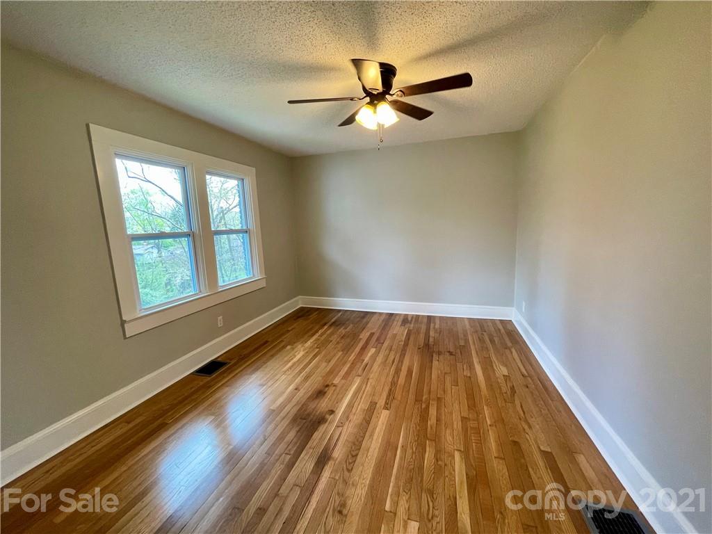 76 Brevard Road Asheville, NC 28806 - Photo 7 of 16 Gallery Image 7