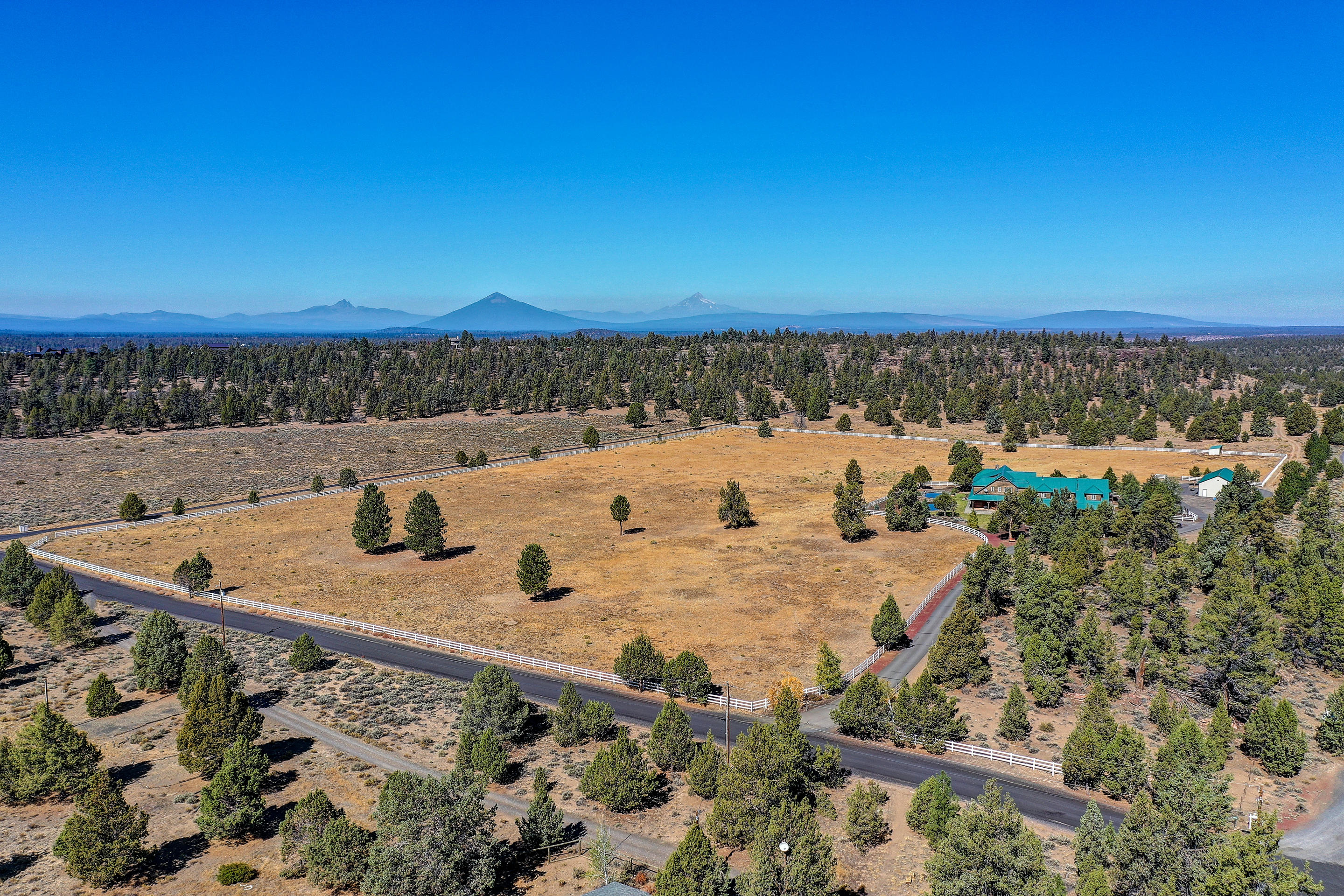 18540 Plainview Road Bend, OR 97703 - Photo 38 of 39 18540 Plainview Road MLS-94