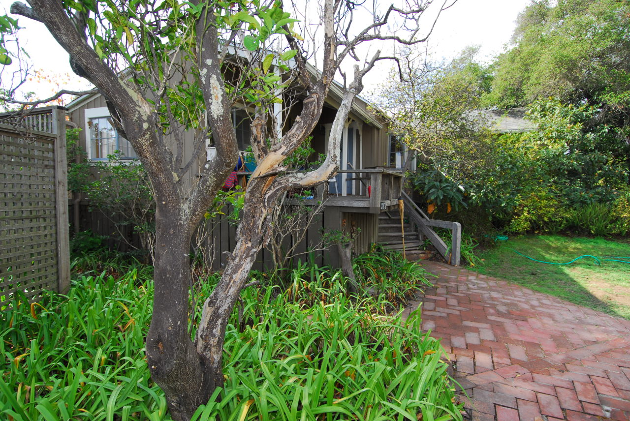 1385-1393 Danielson Road Montecito, CA 93108 - Photo 7 of 10 1393
