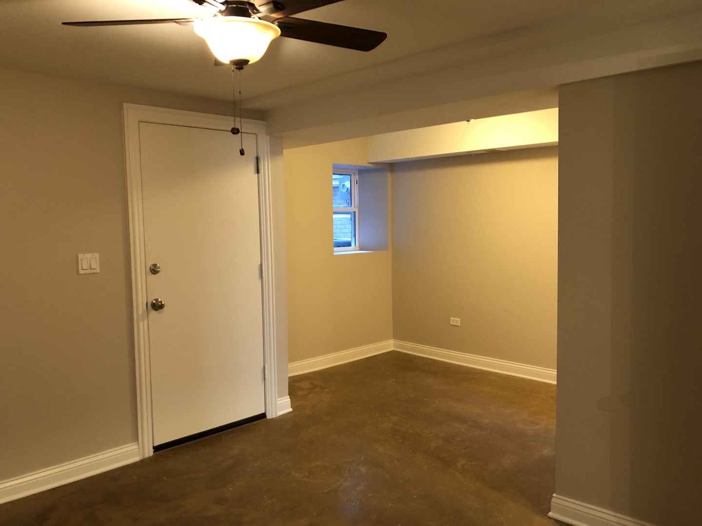 1739 West 18th Street, Unit 1F Chicago, IL 60608 - Photo 9 of 12 a view of an empty room with a window
