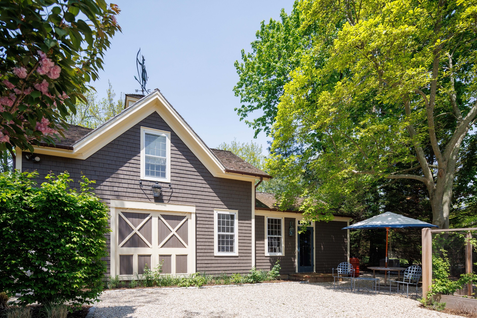 25825 Main Road Orient, NY 11957 - Photo 21 of 28 a front view of a house with a yard