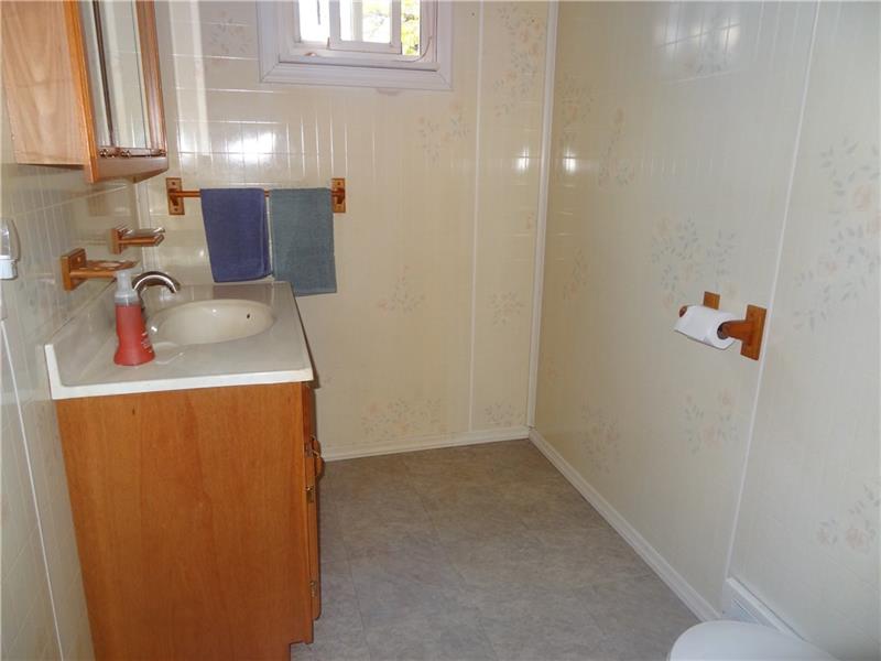 37 Lightcap Road Latrobe, PA 15650 - Photo 10 of 23 Gallery Image 10