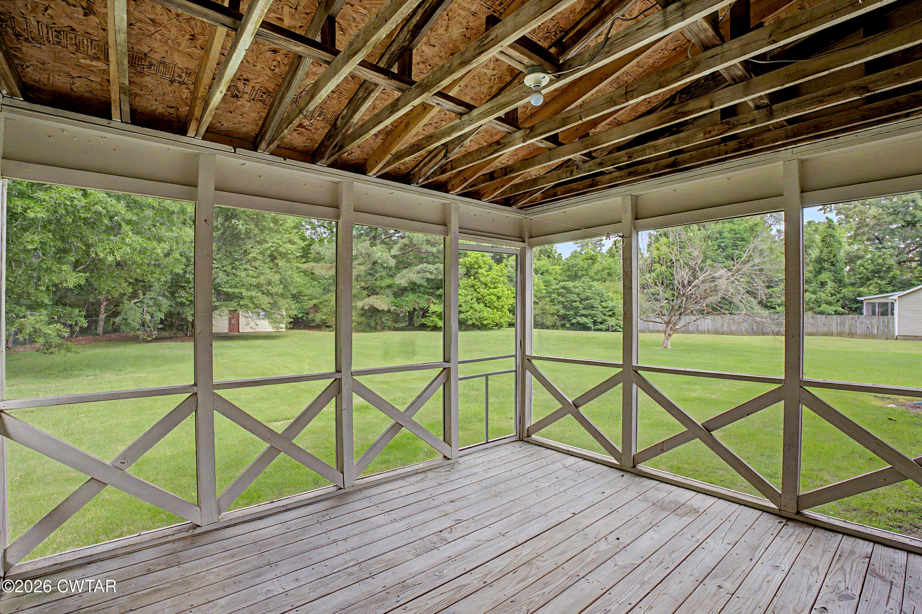 1074 Old Humboldt Road Jackson, TN 38305 - Photo 5 of 20 Porch