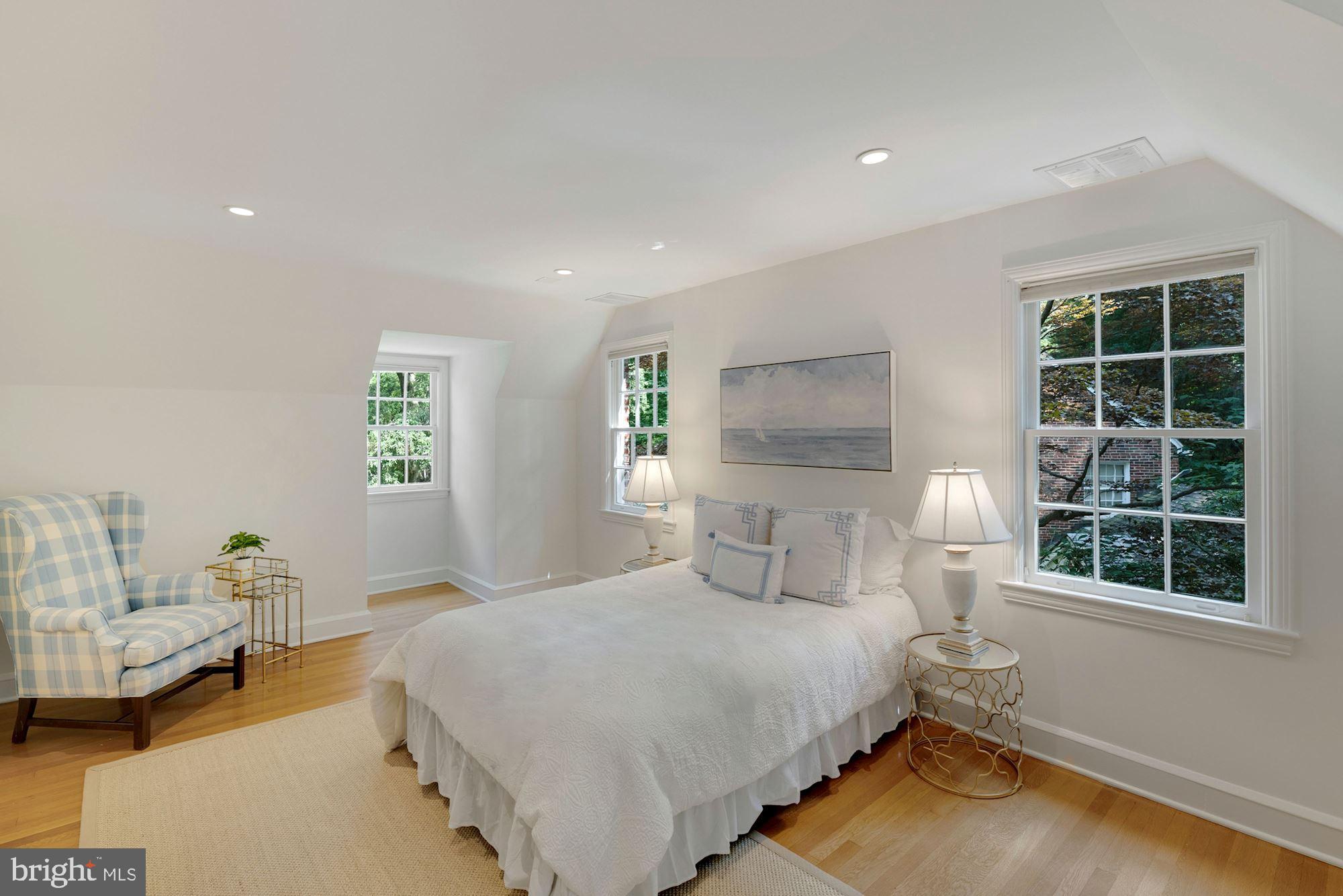 4480 Dexter Street Northwest Washington, DC 20007 - Photo 16 of 33 Primary Bedroom