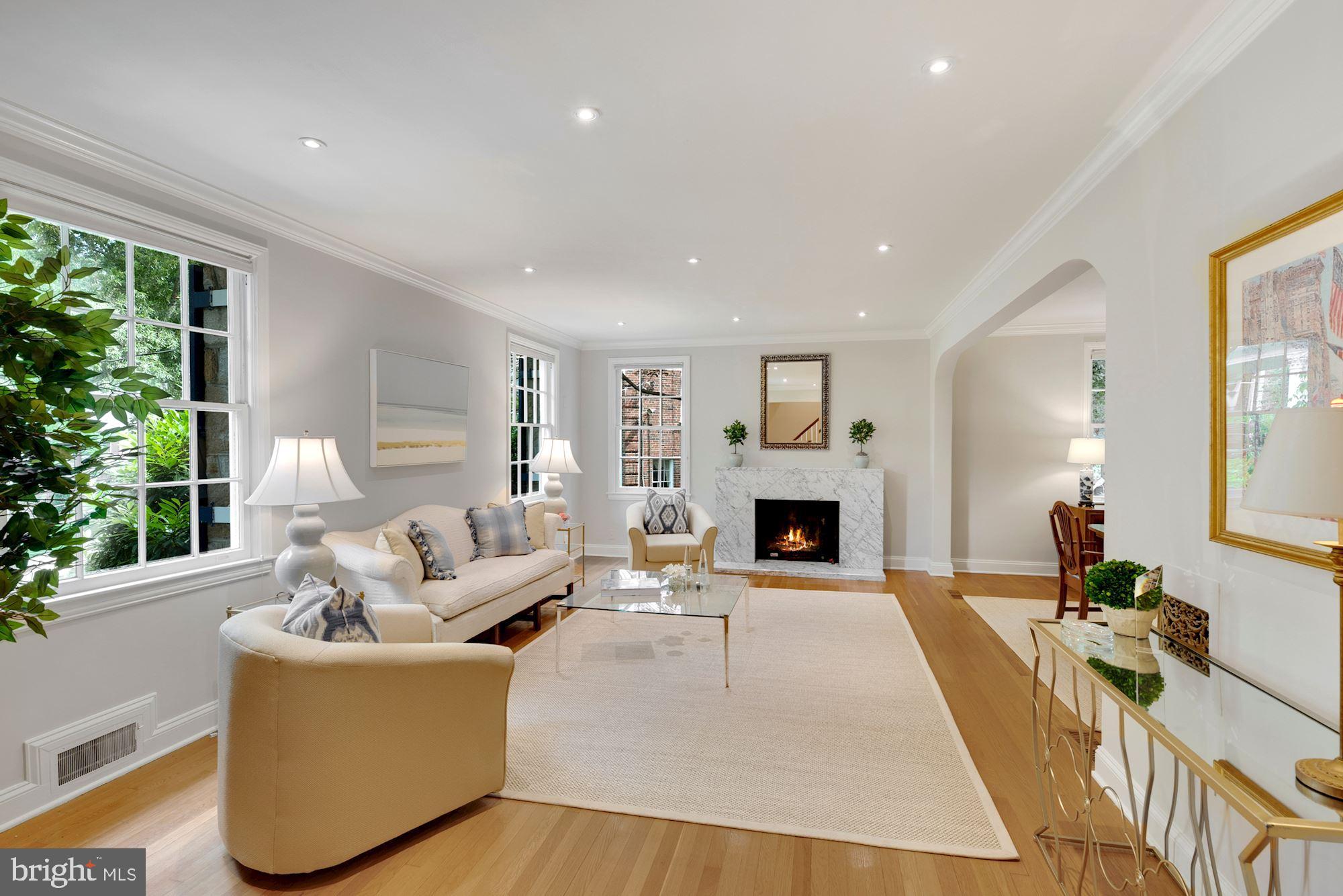 4480 Dexter Street Northwest Washington, DC 20007 - Photo 6 of 33 Formal Living Room