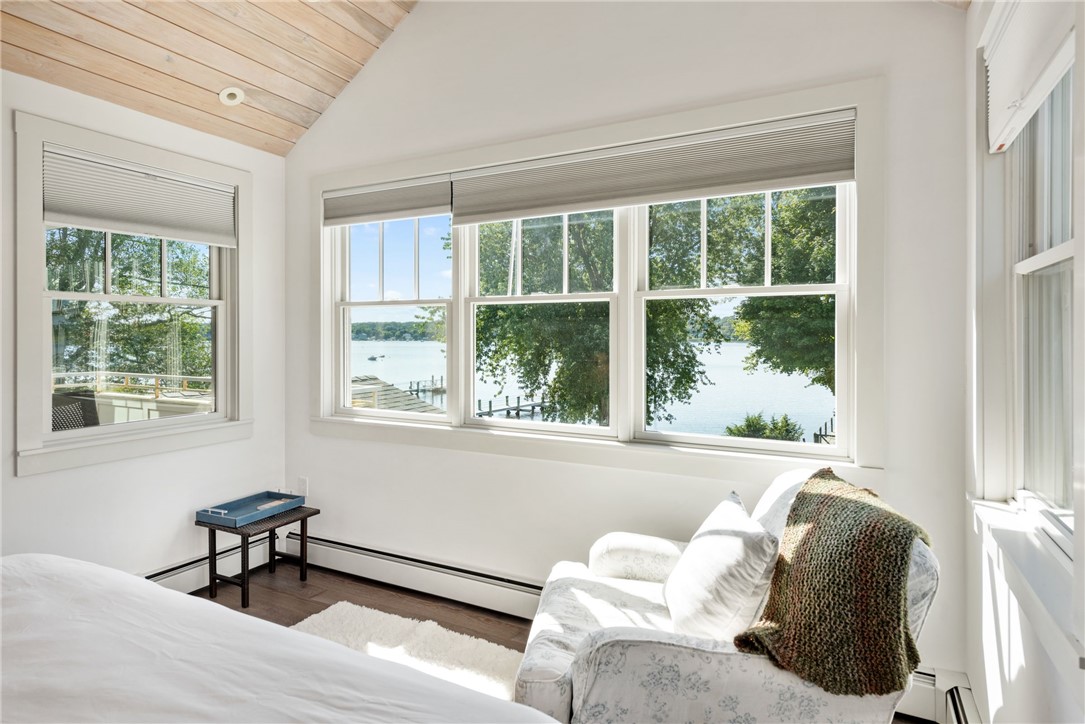 39 Shore Drive Warren, RI 02885 - Photo 16 of 44