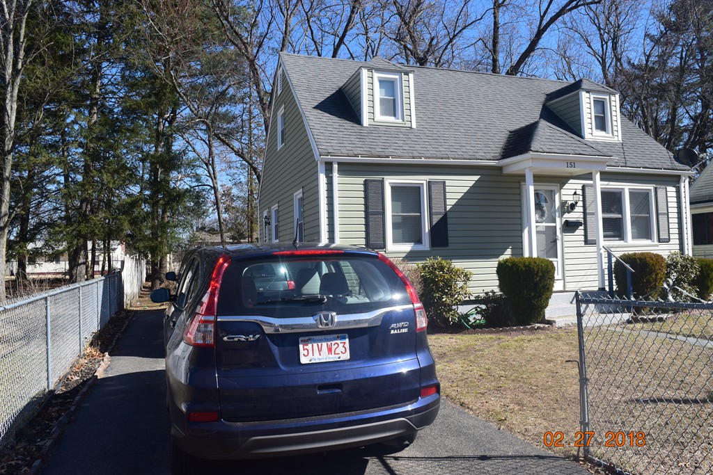 151 Rosewell Street Springfield, MA 01109 - Photo 3 of 20 Gallery Image 3