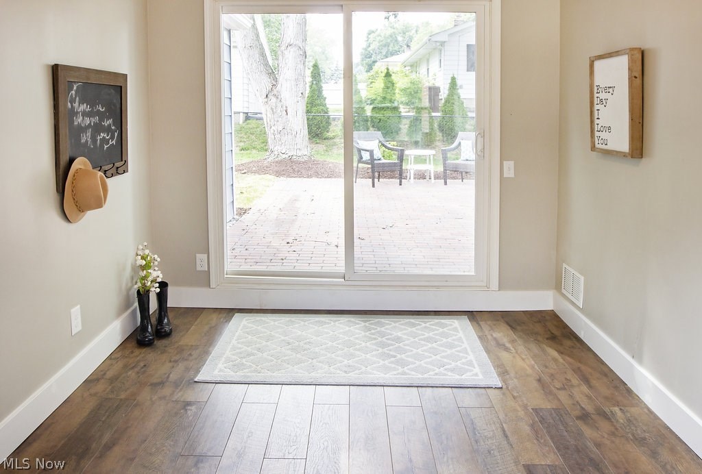316 Pembroke Road Akron, OH 44333 - Photo 15 of 15 Gallery Image 15