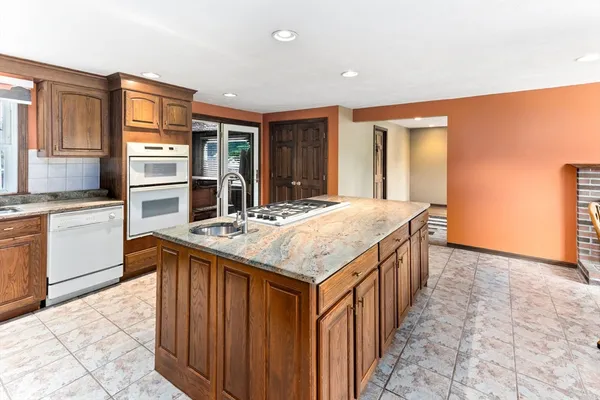 $800,000 | 55 Turner Road, Rockland, MA 02370