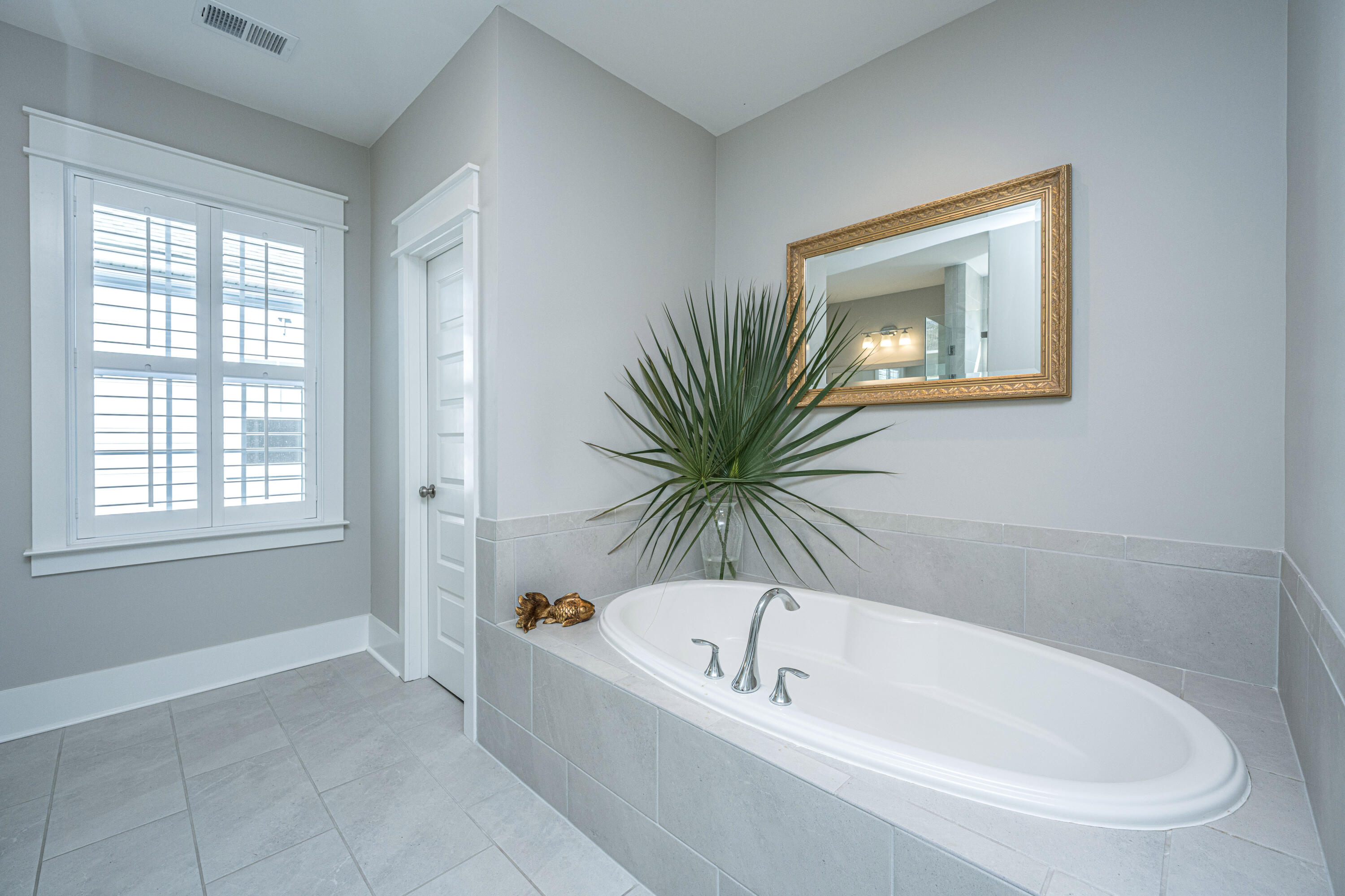 2675 Fountainhead Way Mount Pleasant, SC 29466 - Photo 23 of 63 with a relaxing soaking tub...