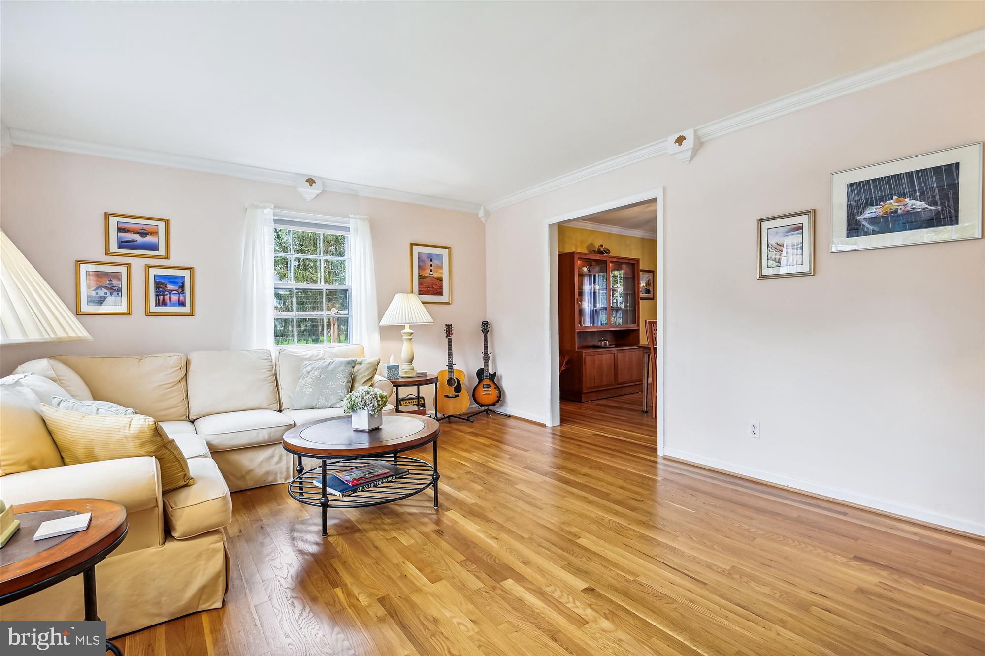 11904 Smoketree Road Potomac, MD 20854 - Photo 5 of 44 Gallery Image 5
