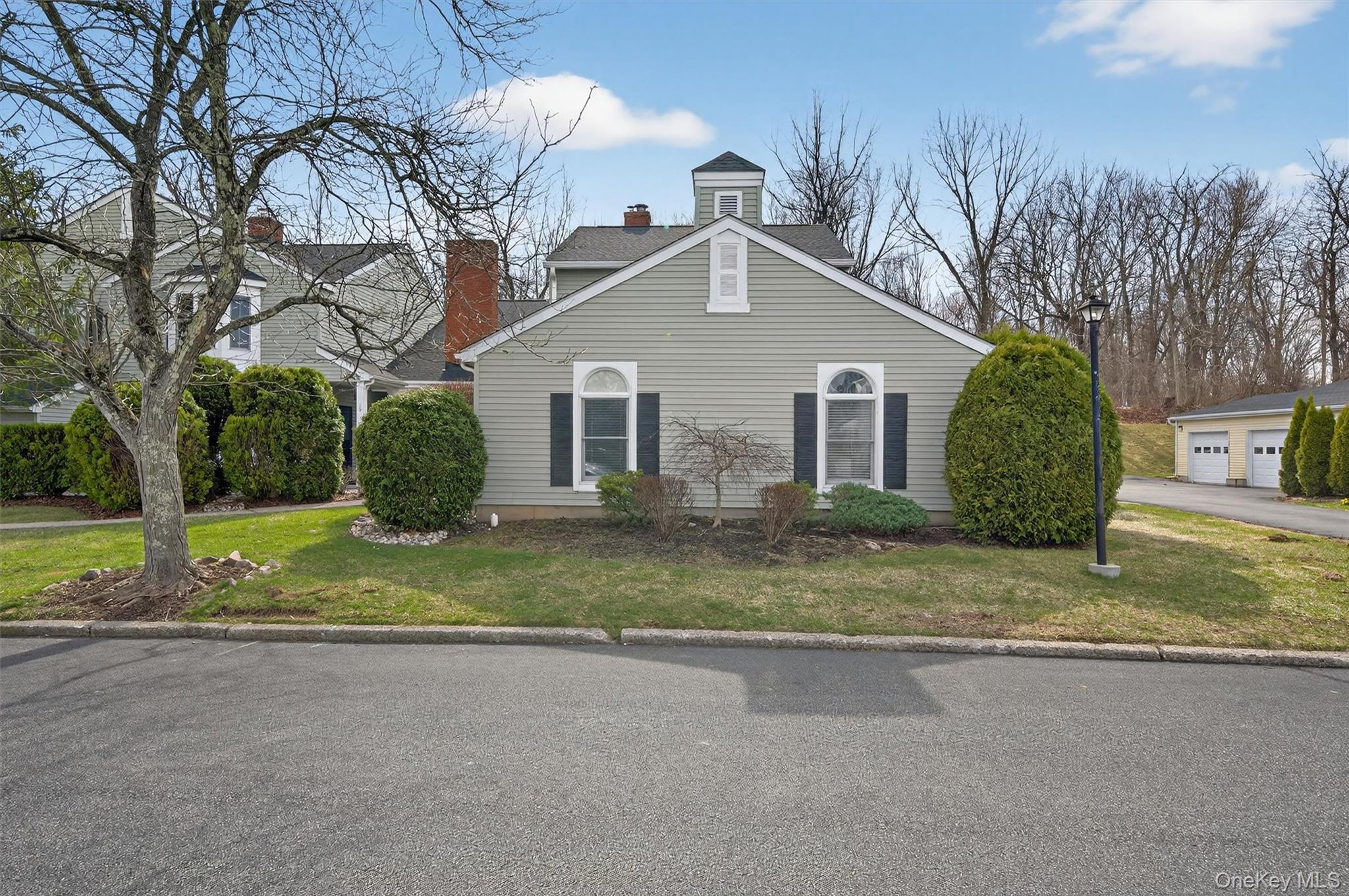 23 Weathervane Way Warwick, NY 10990 - Photo 2 of 29