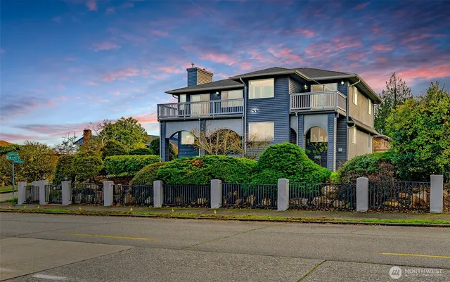 $1,400,000 | 5247 South Dawson Street, Seattle, WA 98118