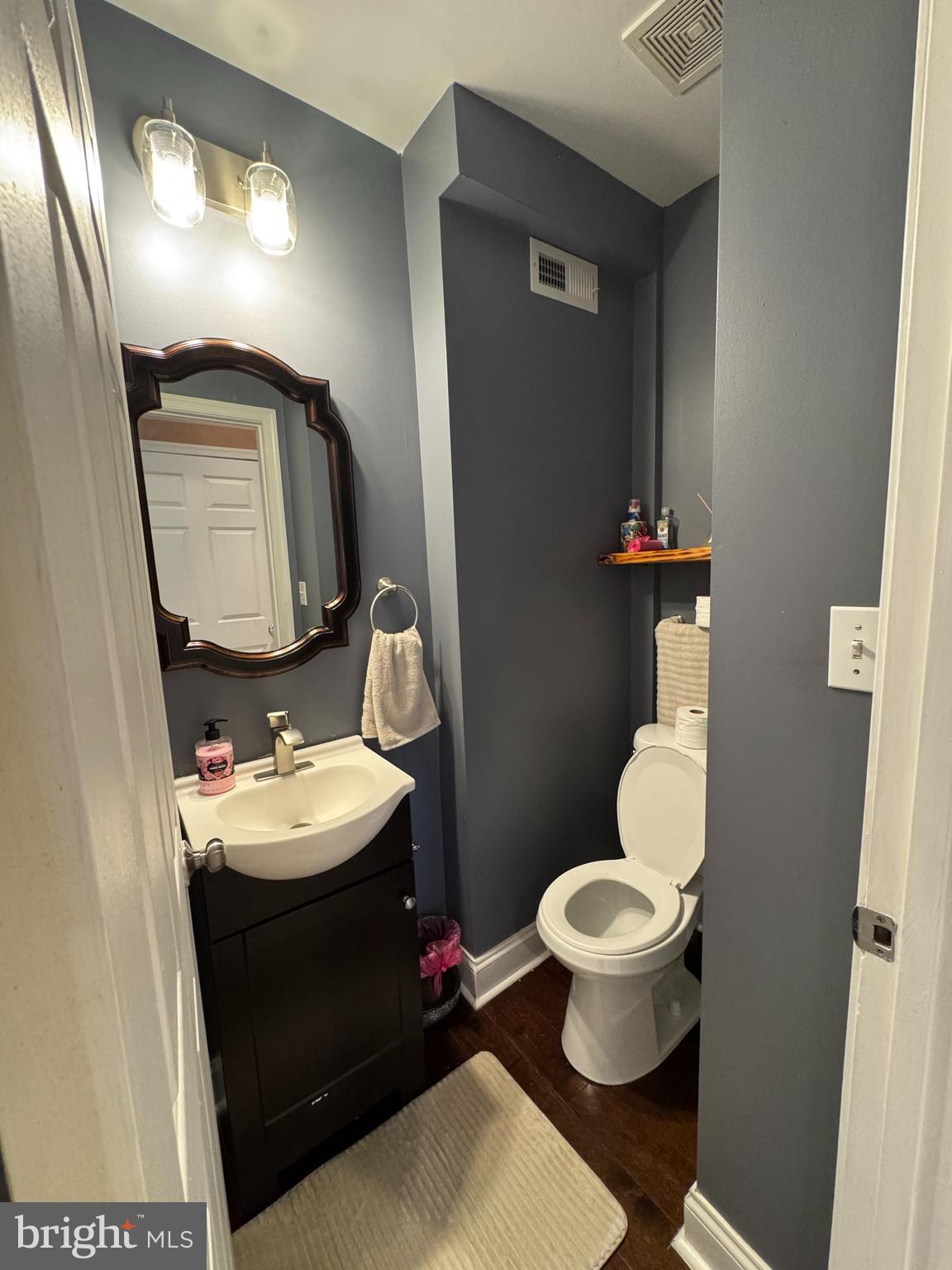 1722 Hall Avenue Halethorpe, MD 21227 - Photo 6 of 25