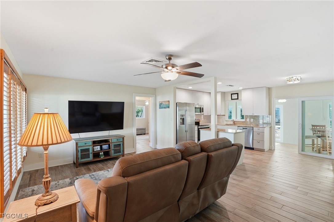 2821 Bruce Street Matlacha, FL 33993 - Photo 7 of 47